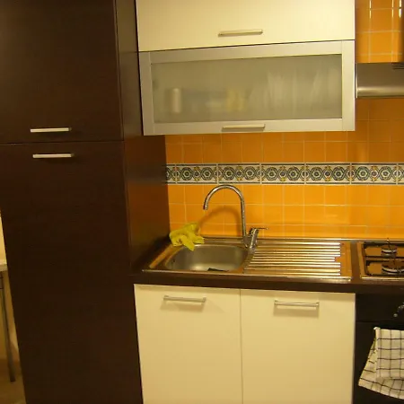 Casa Delfina * أسشيا